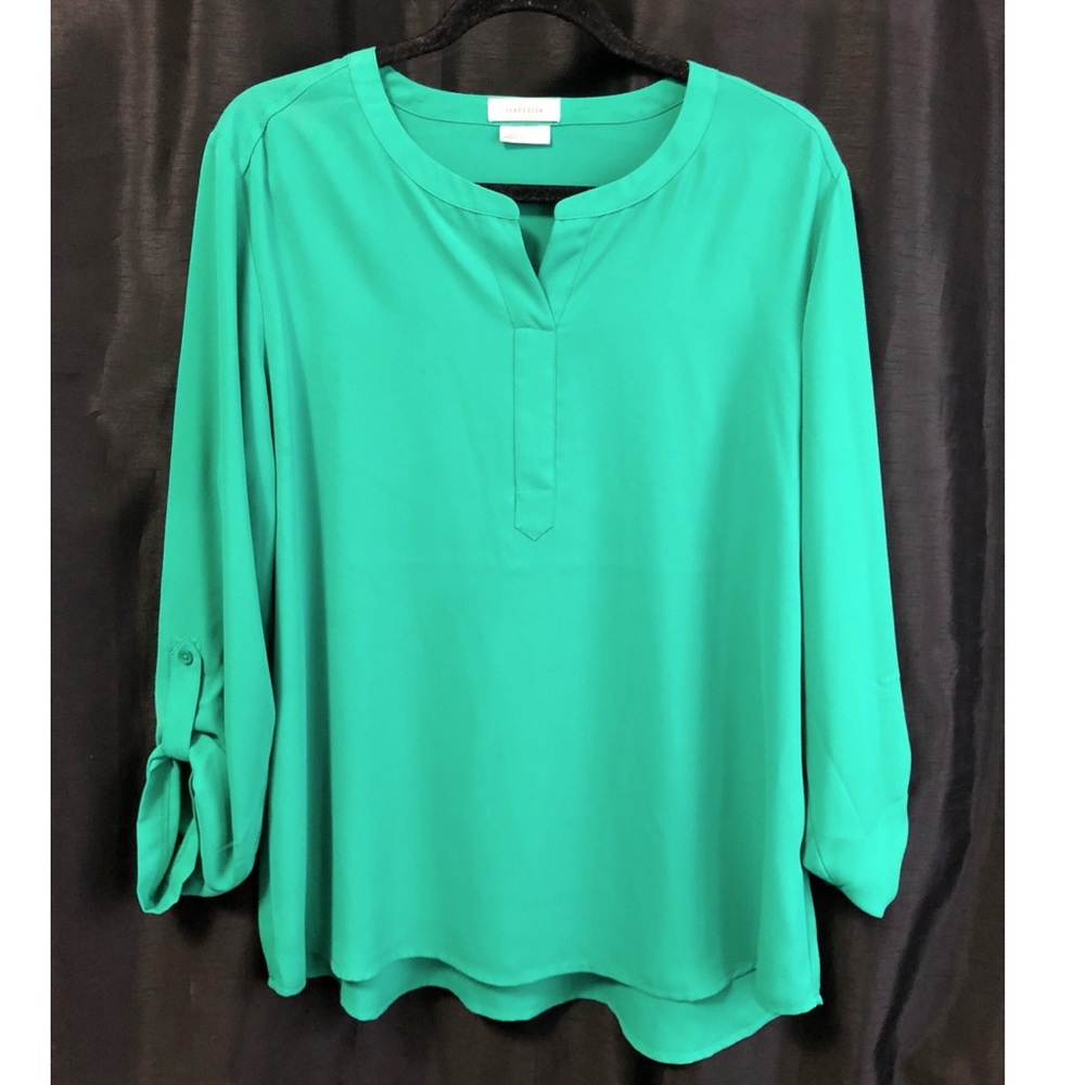 VanHuesen green blouse